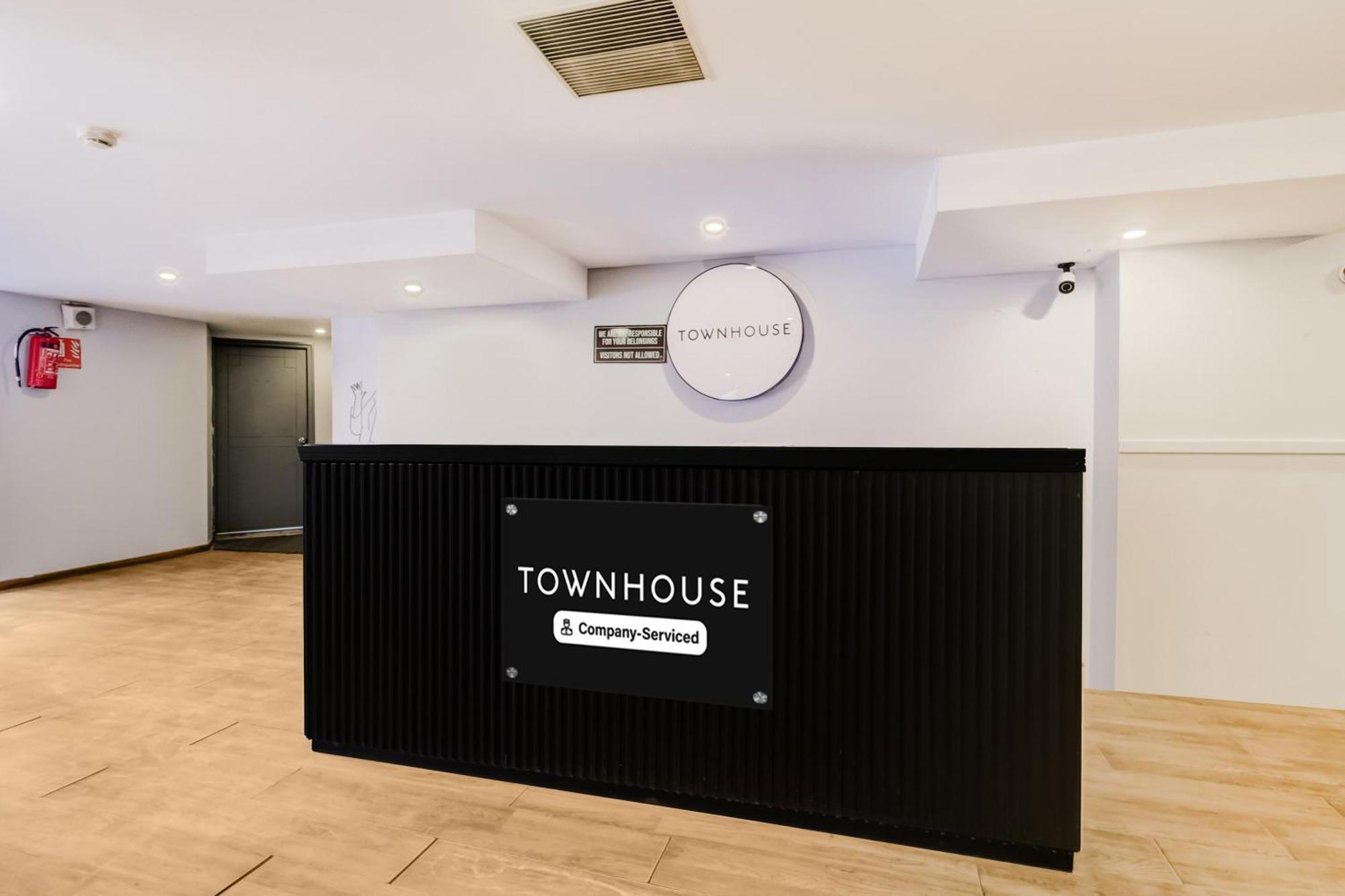 Super Townhouse Lakdikapul Hyderabad Exterior foto